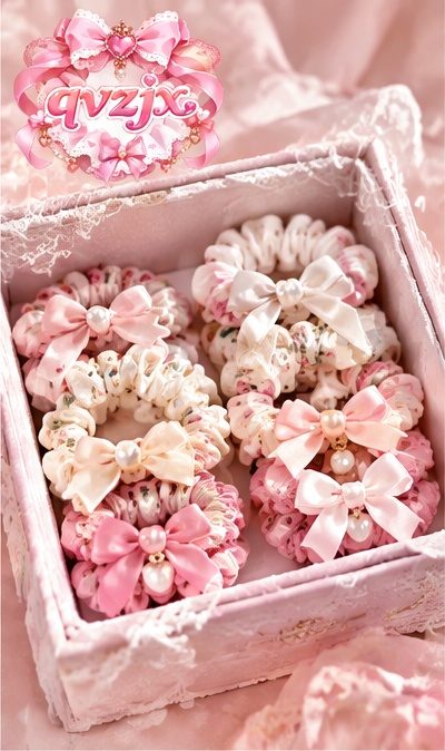 QVZJX Bow & Pearl Scrunchie Gift Box — photo 1