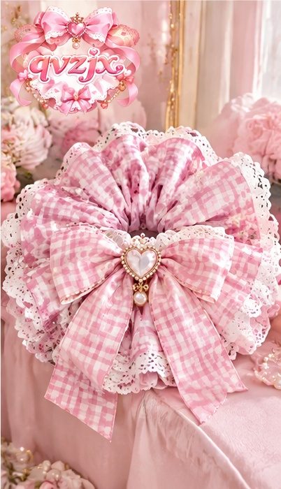 QVZJX Pink Gingham Pearl Heart Scrunchie — photo 1